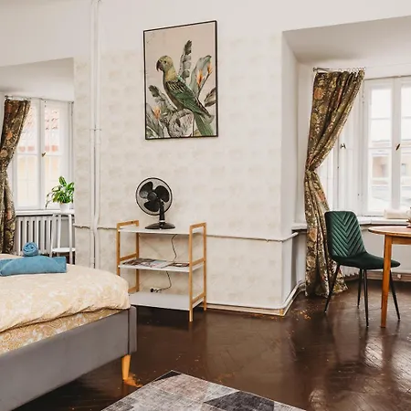 4 Bedroom Old Town - 3 Bathrooms Apartamento