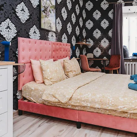 4 Bedroom Old Town - 3 Bathrooms * Tallinn