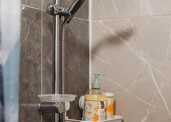 4 Bedroom Old Town - 3 Bathrooms *