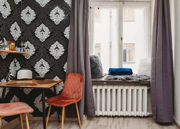 4 Bedroom Old Town - 3 Bathrooms *