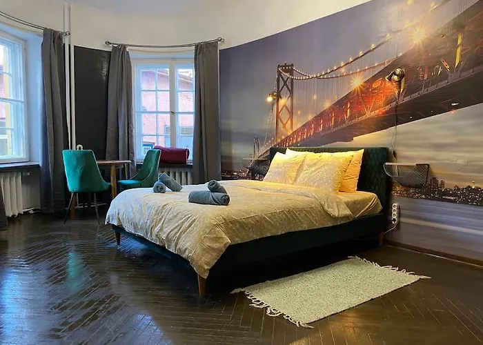 4 Bedroom Old Town - 3 Bathrooms Apartamento