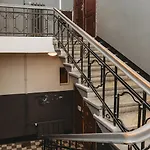 4 Bedroom Old Town - 3 Bathrooms شقة *
