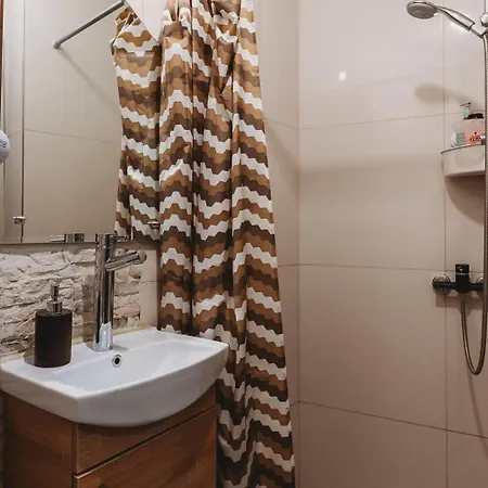 アパート 4 Bedroom Old Town - 3 Bathrooms タリン
