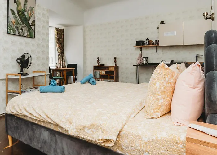 4 Bedroom Old Town - 3 Bathrooms Lejlighed Tallinn