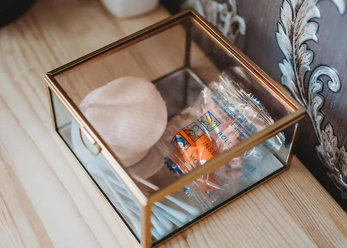 4 Bedroom Old Town - 3 Bathrooms