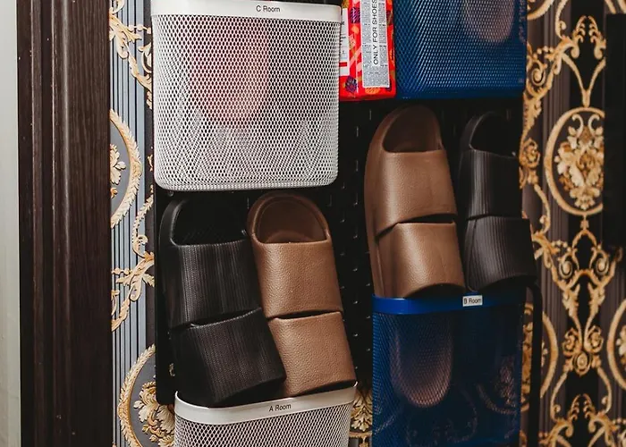 4 Bedroom Old Town - 3 Bathrooms